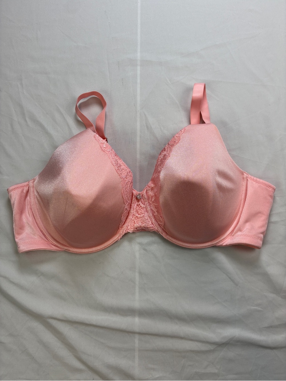 Breezies Full Coverage Back Smoothing Bra With Lace in Seashell (Pink) 42C new